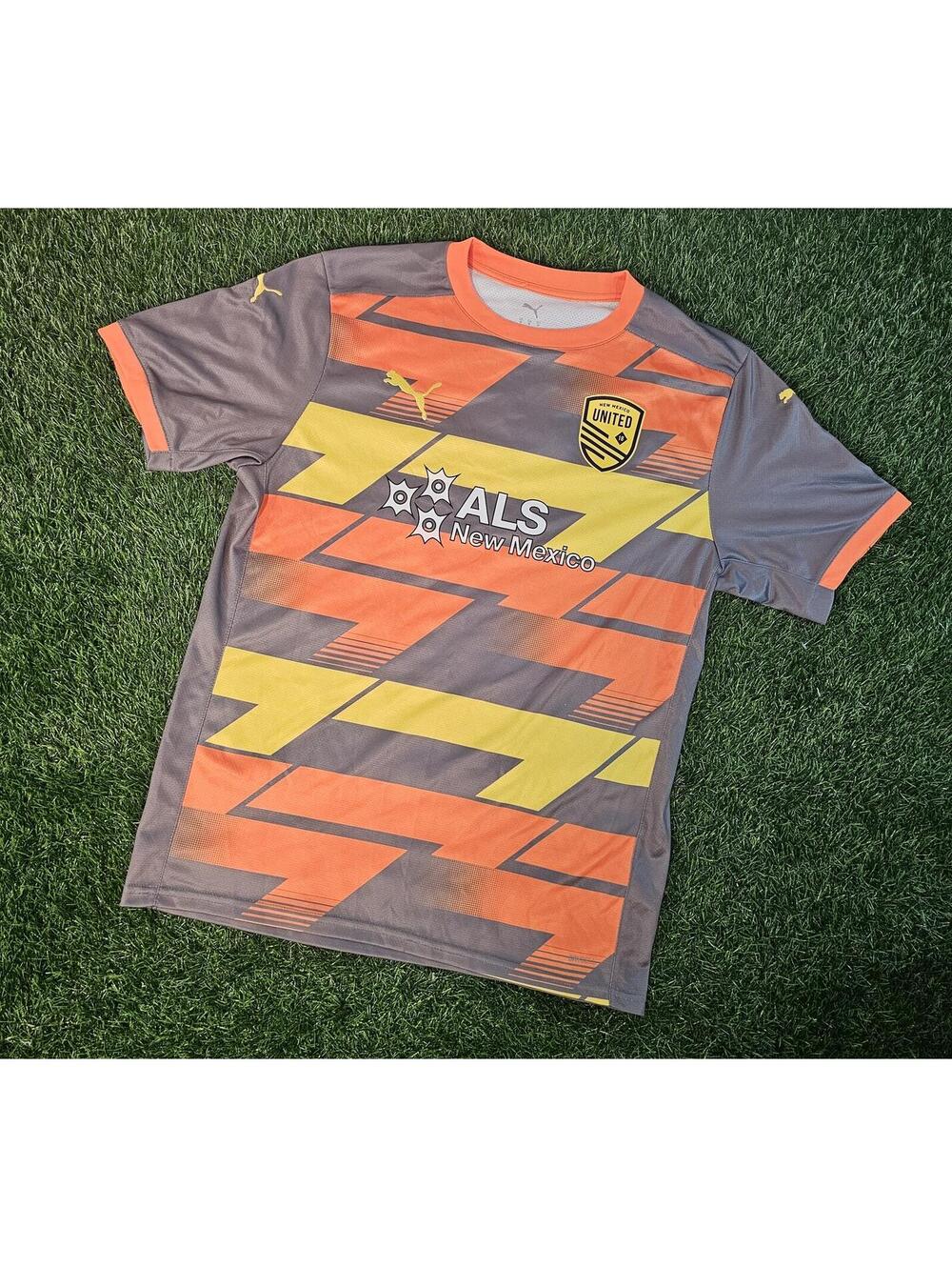 RARE Puma New Mexico United ALS Warm Up Kit Pat Grange Size Large